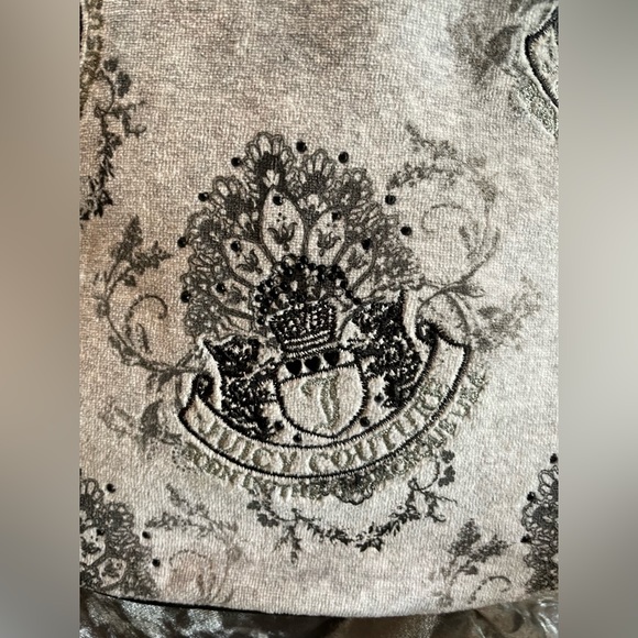 Juicy Couture Crest Heather Gray Velour Crossbody Bag - Picture 3 of 9